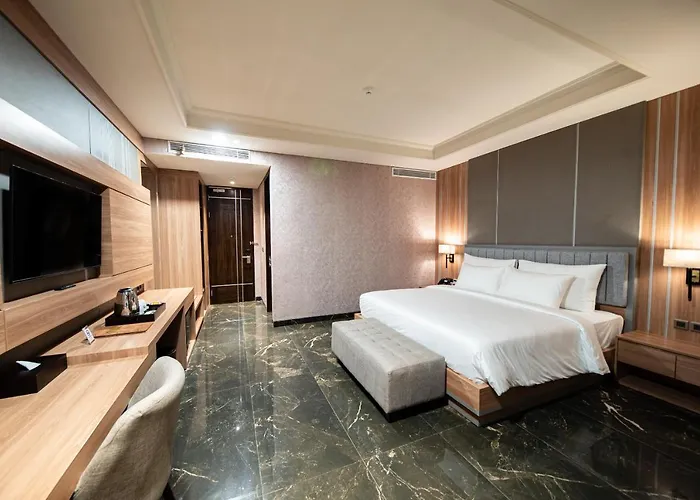 Hotel Taman Prakerti Bhuana 4*