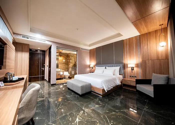 Hotel Taman Prakerti Bhuana 4*